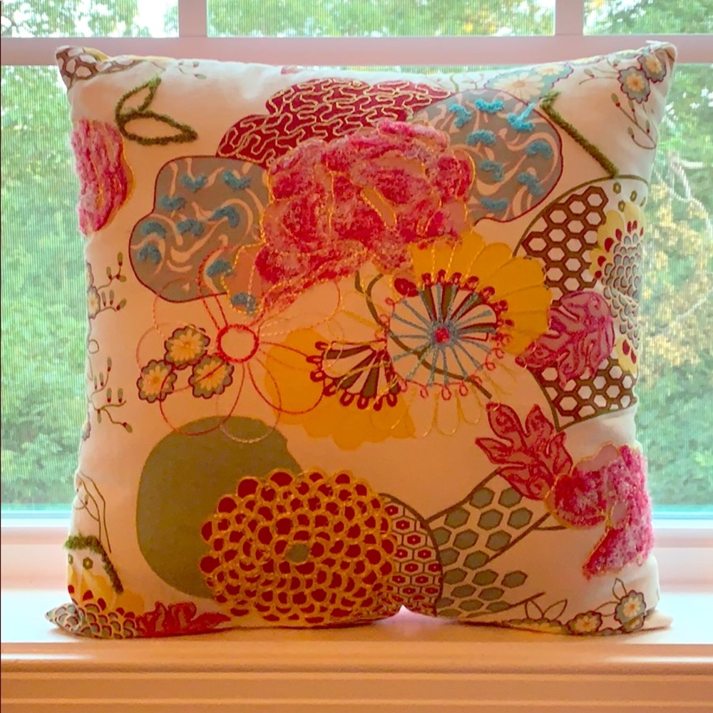 Pier 1 pillow